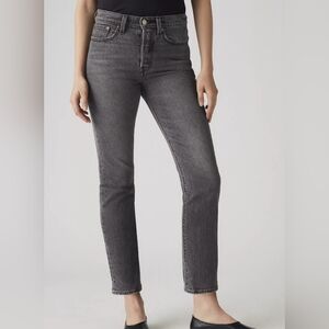 LEVIS GREY WEDGIE STRAIGHT JEANS SIZE 25